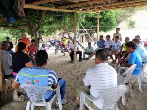 Reunion comunidad Puerto Cabuyal